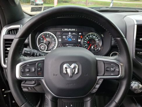 Used 2022 RAM 1500 Laramie w/ Sport Appearance Package image 20