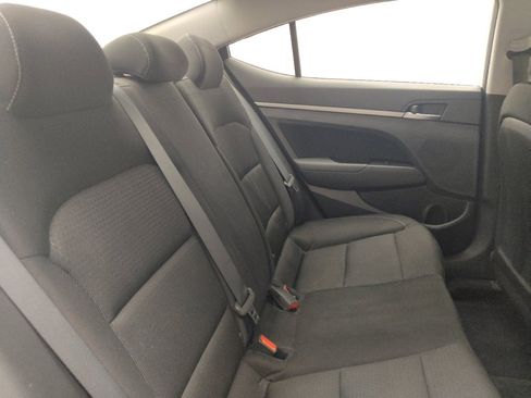 Used 2017 Hyundai Elantra Value Edition FWD image 19