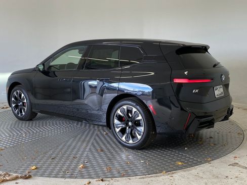 New 2026 BMW iX xDrive60 w/ M Sport Package image 3