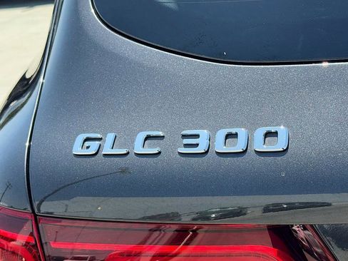 Used 2022 Mercedes-Benz GLC 300 image 12