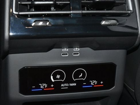 Certified 2026 BMW 540i xDrive w/ M Sport Package image 19