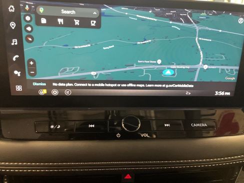 Used 2024 Nissan Rogue Platinum w/ Platinum Premium Package image 8