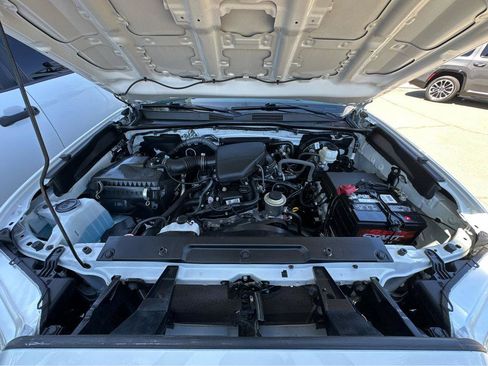 Used 2021 Toyota Tacoma SR image 39