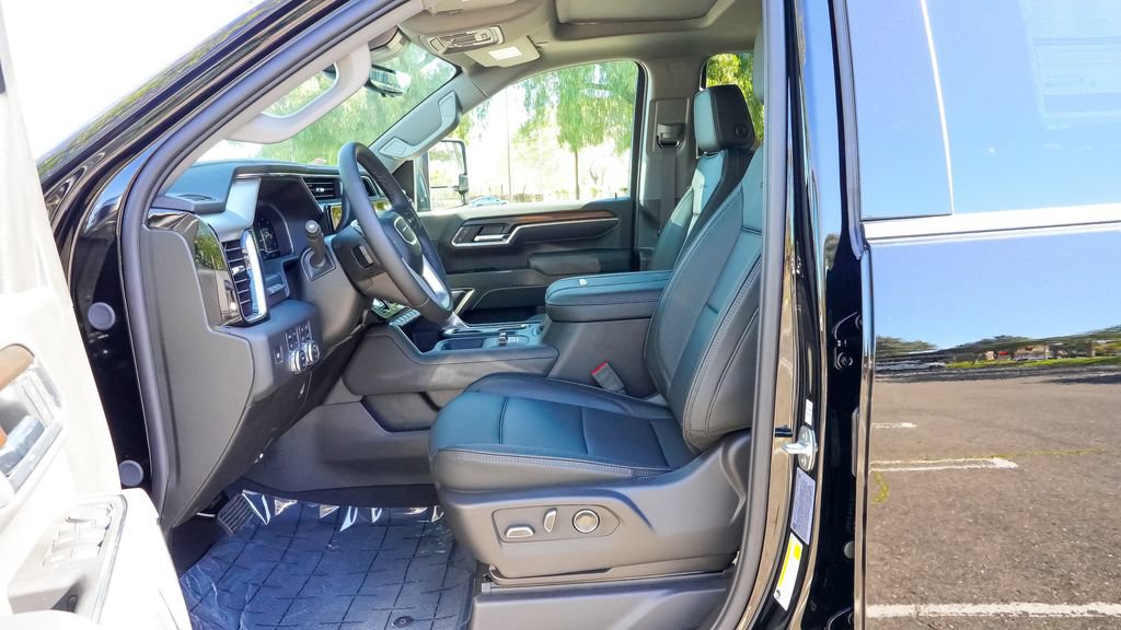 New 2026 GMC Sierra 2500 Denali w/ Denali Reserve Package AWD/4WD image 15