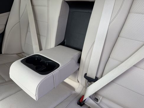 Used 2024 Mercedes-Benz GLE 450 4MATIC image 13