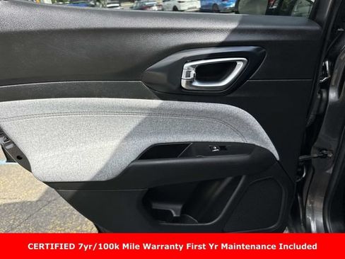 Used 2022 Jeep Compass Latitude AWD/4WD image 15