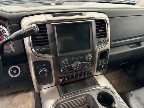 Used 2017 RAM 2500 Laramie w/ Sport Appearance Group AWD/4WD image 3