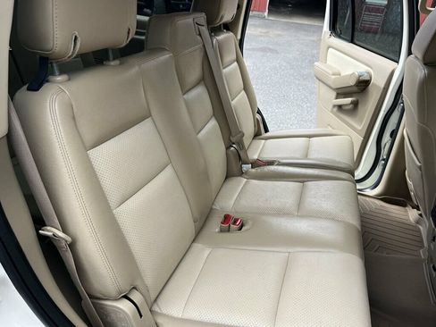 Used 2007 Mercury Mountaineer Premier AWD/4WD image 32