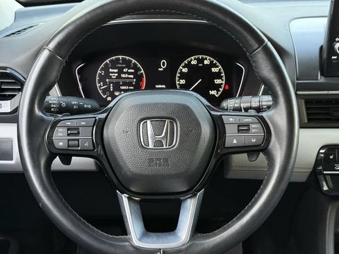 Used 2024 Honda Pilot EX-L image 12