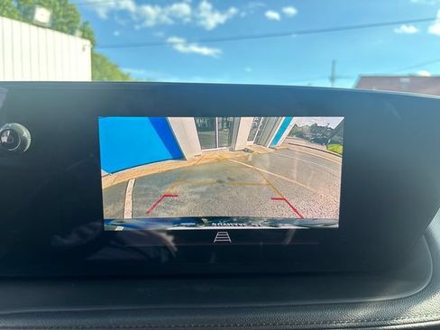 Used 2024 Buick Encore GX Avenir w/ Avenir Convenience Package AWD/4WD image 19