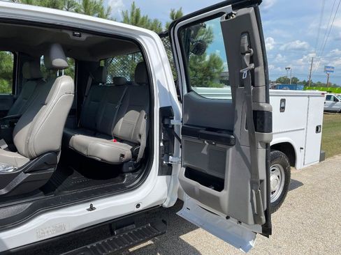Used 2019 Ford F250 XL w/ Power Equipment Group RWD image 11