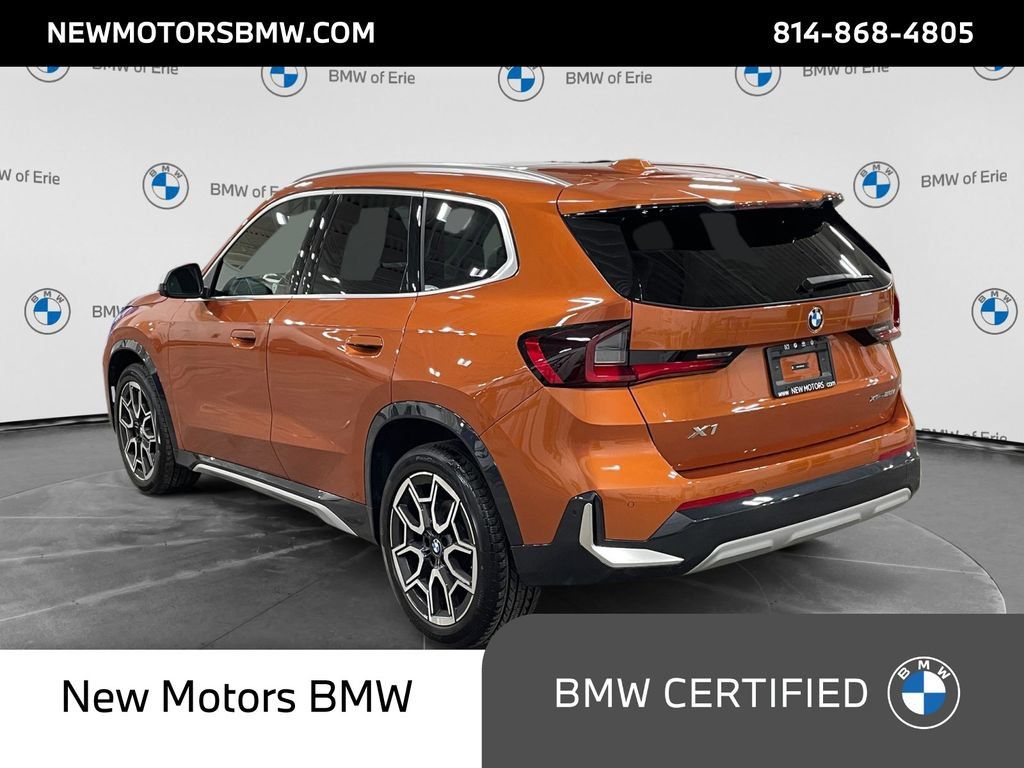 Certified 2024 BMW X1 xDrive28i w/ Technology Package AWD/4WD image 3
