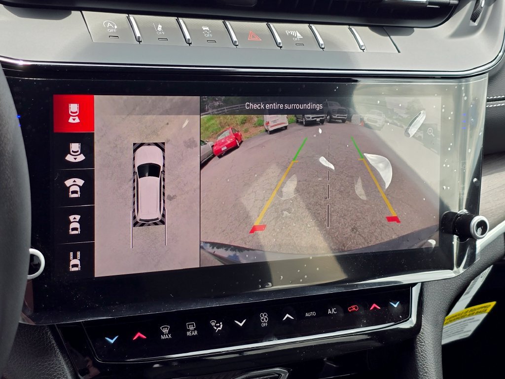 New 2026 Jeep Grand Cherokee Limited AWD/4WD image 9