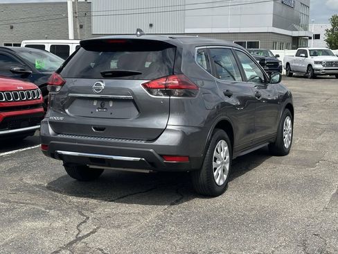 Used 2020 Nissan Rogue S FWD image 4