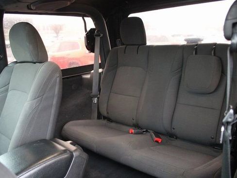 Used 2021 Jeep Wrangler Sport image 21