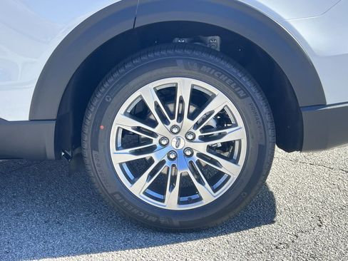 New 2026 Ford Explorer Platinum image 30