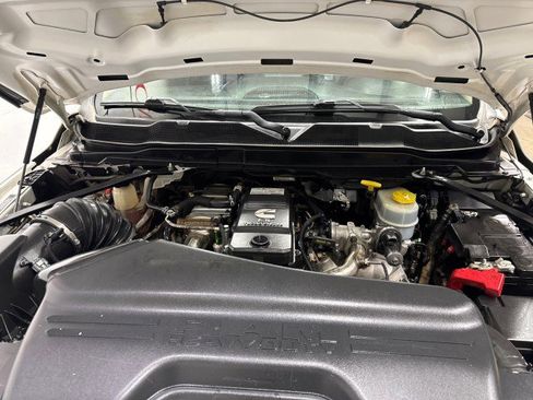 Used 2019 RAM 3500 Tradesman w/ Chrome Appearance Group image 43