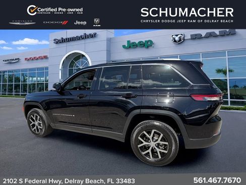 Certified 2024 Jeep Grand Cherokee Limited AWD/4WD image 5