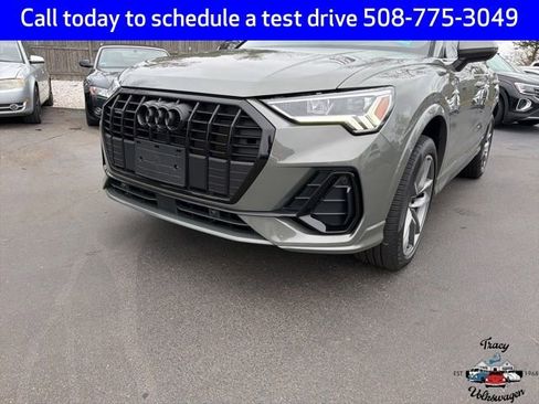 Used 2022 Audi Q3 2.0T Premium Plus image 2