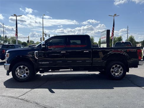 Used 2022 Ford F350 Lariat w/ Chrome Package AWD/4WD image 4