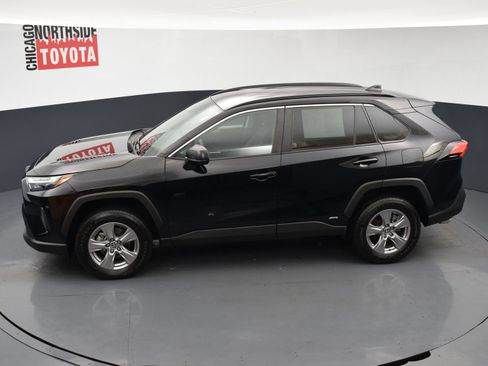 Used 2023 Toyota RAV4 LE AWD/4WD image 17