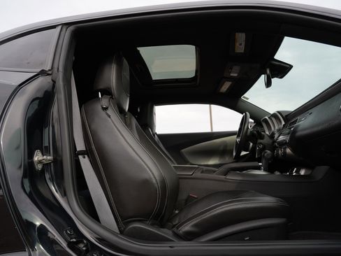 Used 2010 Chevrolet Camaro SS w/ RS Package image 23