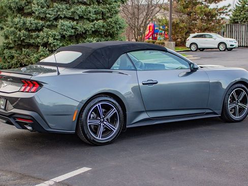 Used 2024 Ford Mustang Premium image 10