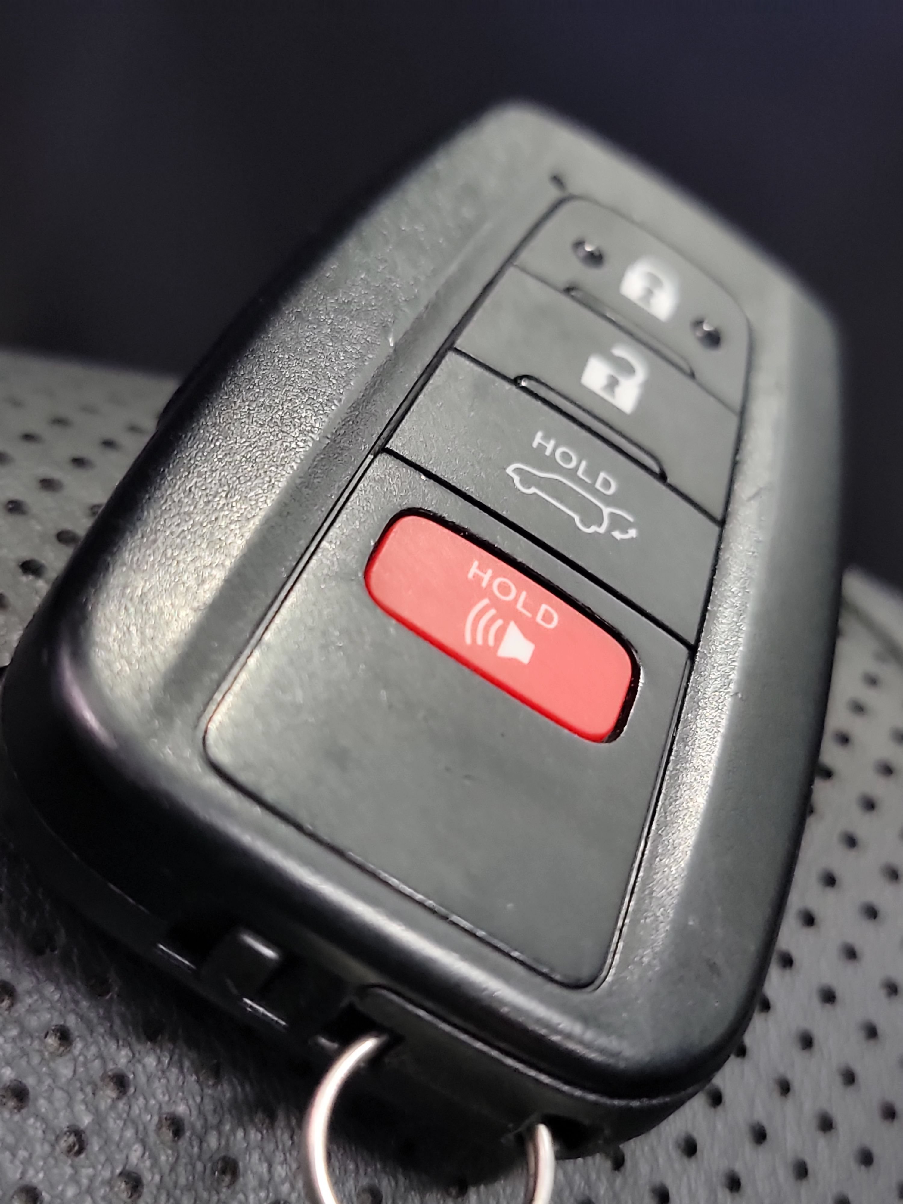Used 2022 Toyota RAV4 Limited AWD/4WD image 32