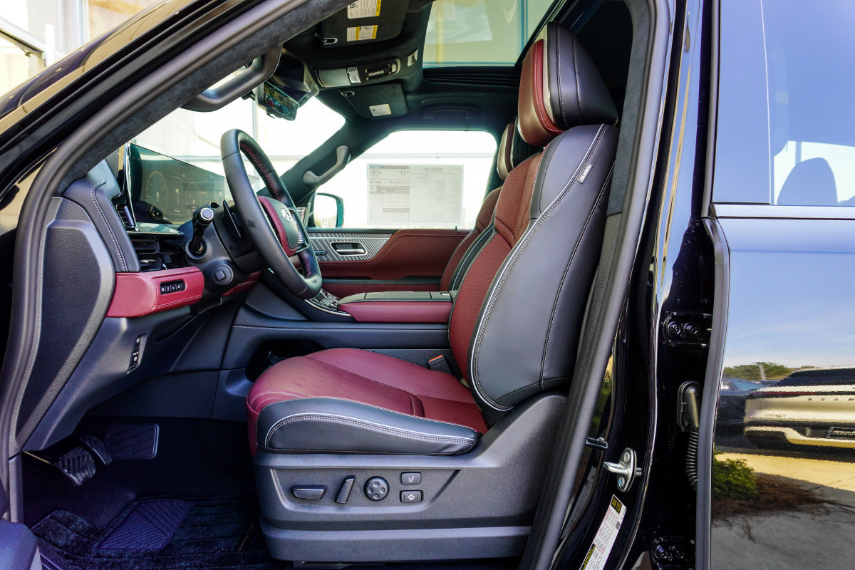 New 2026 INFINITI QX80 Autograph w/ Premium Cargo Package AWD/4WD image 40