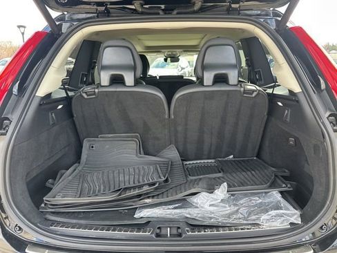 Certified 2023 Volvo XC90 B6 Plus w/ Protection Package Premier image 36