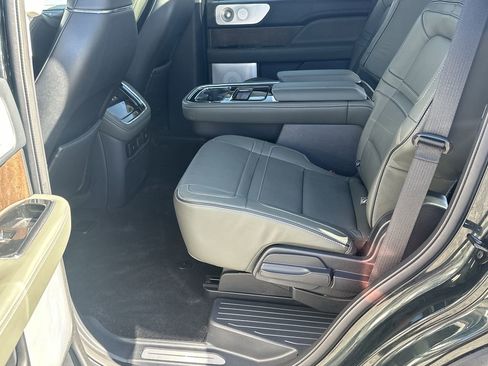 Used 2022 Lincoln Navigator Black Label image 22