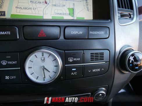 Used 2013 Hyundai Equus Signature RWD image 60