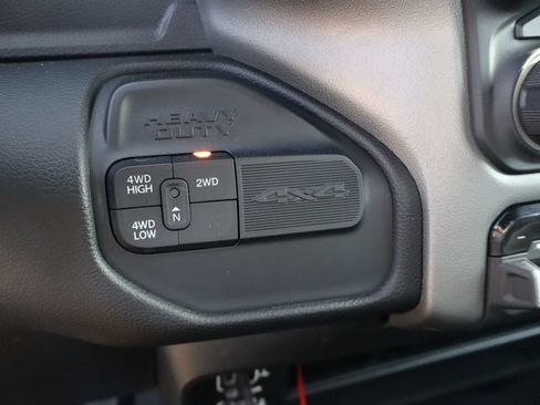 Used 2024 RAM 3500 Big Horn AWD/4WD image 20