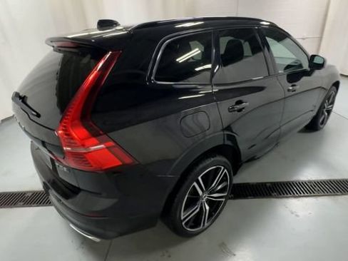 Used 2020 Volvo XC60 T5 R-Design AWD/4WD image 8