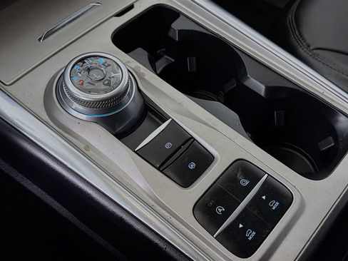 Used 2023 Ford Explorer XLT w/ Equipment Group 202A image 20