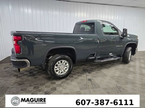 Used 2025 Chevrolet Silverado 2500 LT AWD/4WD image 3