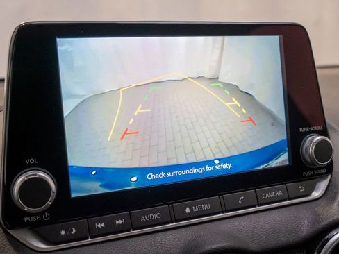 Used 2024 Nissan Sentra SV image 13