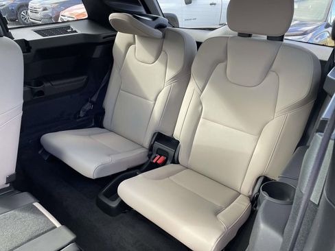 New 2026 Volvo XC90 B6 Plus w/ Protection Package Premier image 4