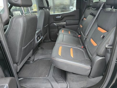 Used 2021 GMC Sierra 1500 AT4 w/ AT4 Preferred Package image 12