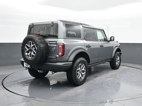 New 2025 Ford Bronco Badlands image 7