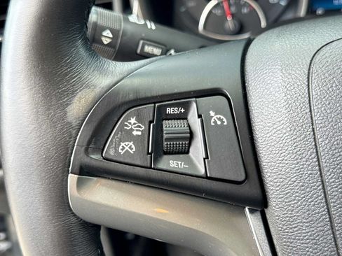 Used 2015 Chevrolet Malibu LT w/ Leather Package FWD image 24
