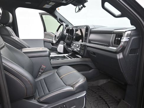 Used 2024 Ford F250 Platinum AWD/4WD image 24