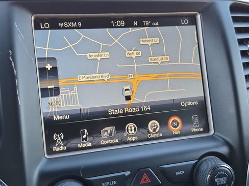 Used 2017 Jeep Grand Cherokee Overland AWD/4WD image 27