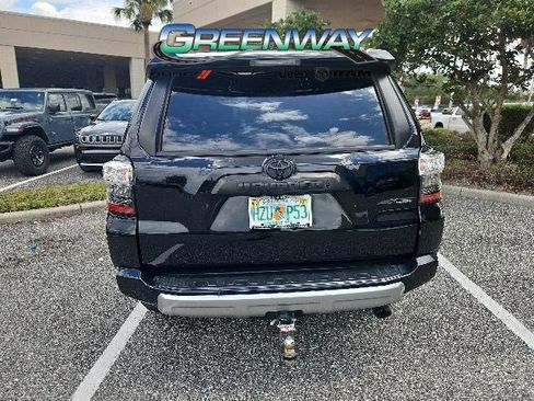 Used 2024 Toyota 4Runner TRD Off-Road Premium w/ Moonroof Package AWD/4WD image 6