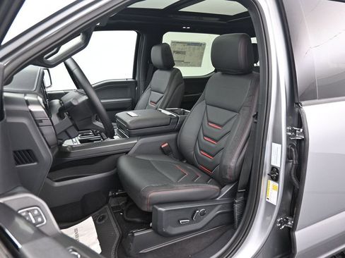 New 2025 Ford F150 Lariat w/ Equipment Group 502A High image 10