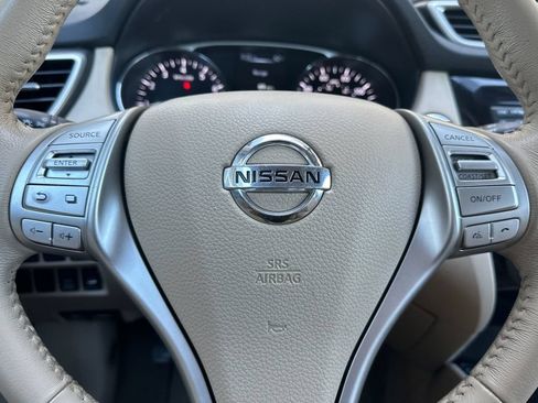 Used 2014 Nissan Rogue SL AWD/4WD image 24