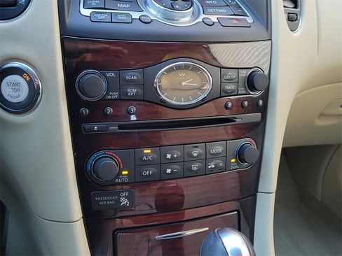 Used 2017 INFINITI QX50 AWD w/ Premium Plus Package image 20