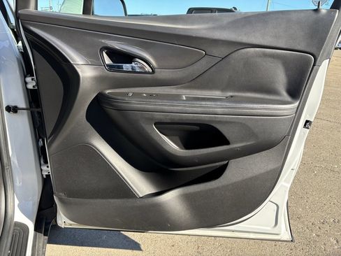Used 2017 Buick Encore Preferred image 28