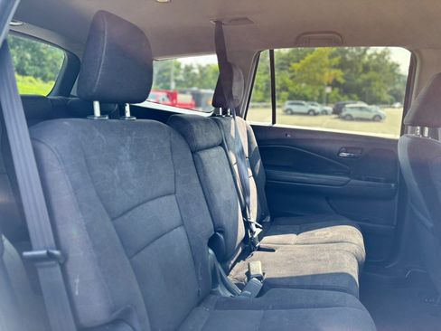 Used 2020 Honda Pilot EX image 19