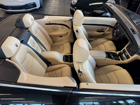 Used 2014 Maserati GranTurismo Convertible image 44